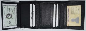 Men's RFID genuine leather trifold wallet secure IDs credit cards br new in box - Image 8