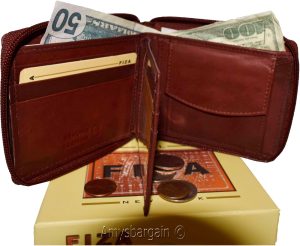 Lot of 2. Men's zip around Leather Wallet. Bifold zip wallet. Fiza wallet in box - Image 4