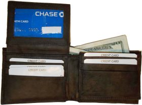 New Man's Bi fold Leather Wallet 12 Credit Cards 2 IDs 2 Sued lined Bill pockets