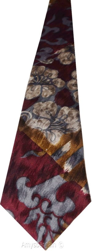 Guess Neck Tie100% Silk tie Neck wear Made in USA New Designer tie - Image 3