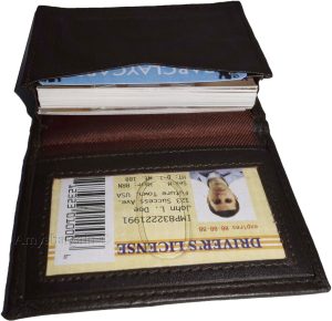 Leather Business & Credit Card Holder Expanding leather Forty Cards Case Br new - Image 6