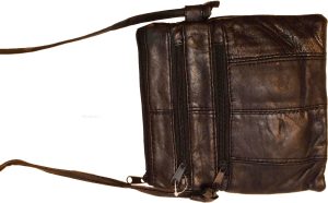 New black small handbag leather shoulder bag swing pouch passport bag Brand NWT* - Image 4