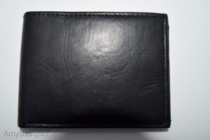 Men's RFID wallet bifold genuine leather protect IDs credit cards new in box. - Image 14
