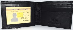 Men's RFID wallet bifold genuine leather protect IDs credit cards new in box. - Image 3