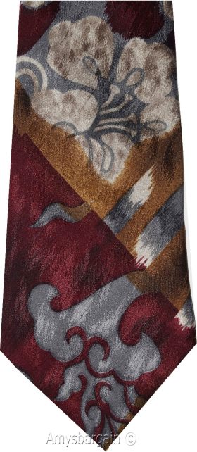 Guess Neck Tie100% Silk tie Neck wear Made in USA New Designer tie