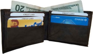 New Man's Bi fold Leather Wallet 12 Credit Cards 2 IDs 2 Sued lined Bill pockets - Image 12