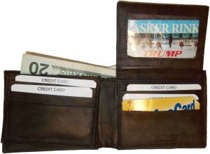 New Man's Bi fold Leather Wallet 12 Credit Cards 2 IDs 2 Sued lined Bill pockets - Image 10